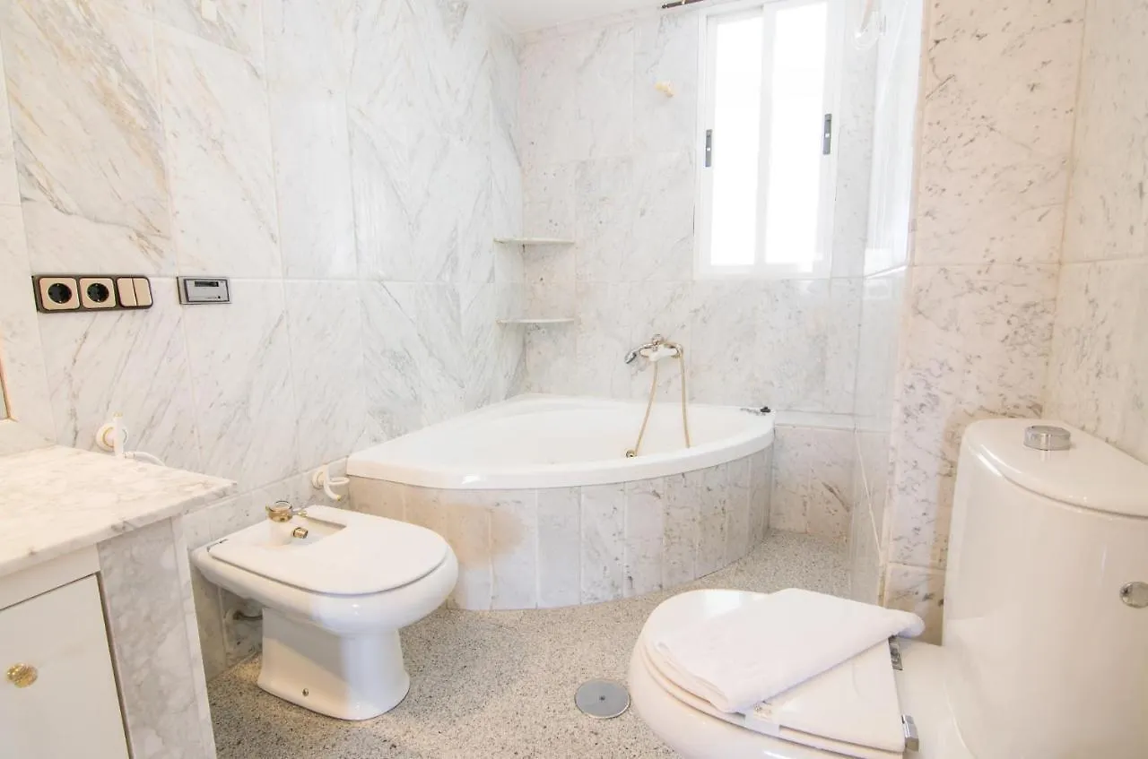 Lope De Vega Apartment Granada